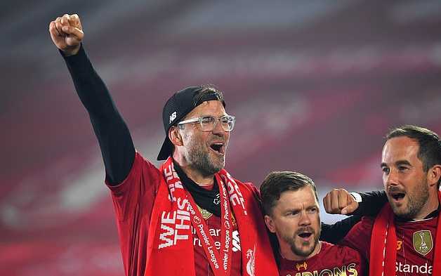 罗马诺：曼城计划让罗德里成为队内第二高薪，以防皇马挖角