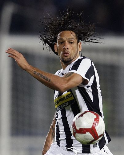 多纳鲁马：1-2之后我们就放弃了比赛，这绝对不应该发生（多纳鲁马：在1-2落后时我们选择了放弃，这种情况不该发生）