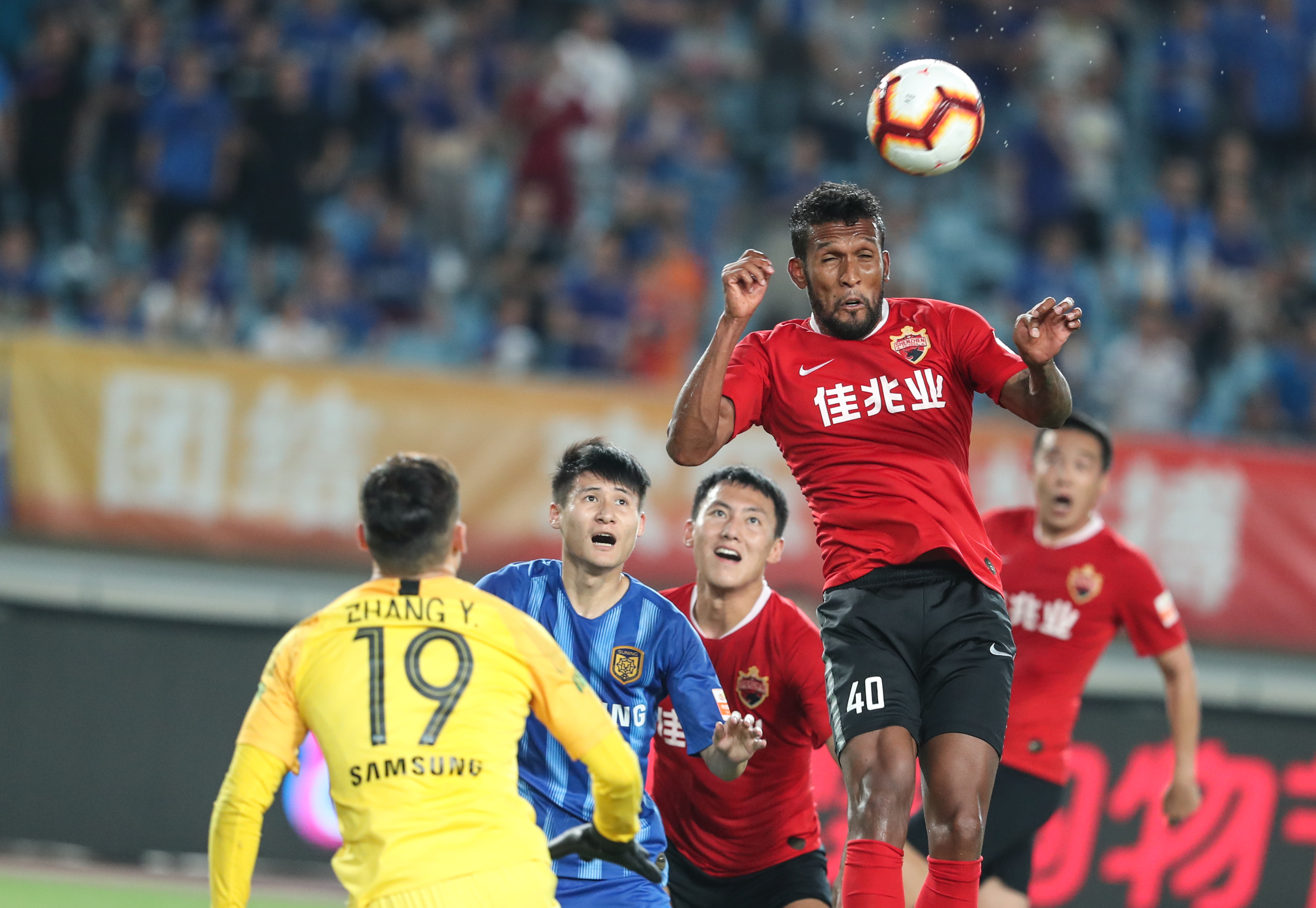 就在今天，复出的库里暴走了，打破乔丹尘封22年的历史第一纪录（今日复出，库里狂飙改写乔丹尘封22年的历史第一纪录）