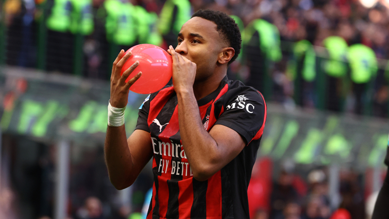 张志磊之后，又一位中国拳击人闪耀世界拳击舞台！（继张志磊之后，中国拳手再耀世界舞台！）