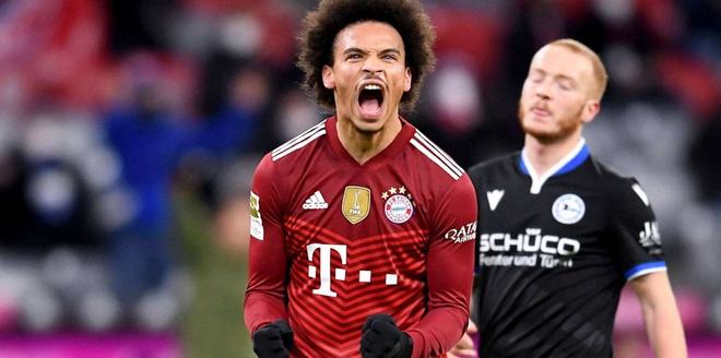 记者：世界杯抽签仪式开始前，大力神杯已经抵达华盛顿（世界杯抽签未启，大力神杯已抵达华盛顿）